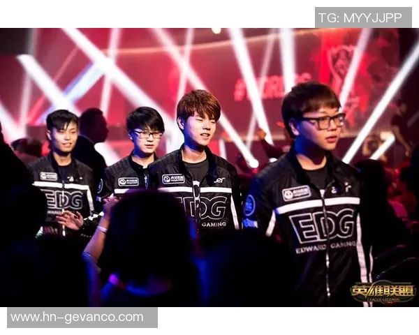 和平精英EDG战队S15赛季快攻策略深度解析与战术揭秘